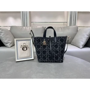 Black Cannage Shopping Tote