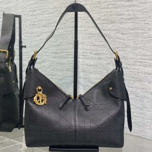 Cannage-Leather-Hobo-Black