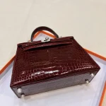 Crocodile-Kelly-Bordeaux