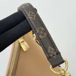 Leather-Chain-Hobo-Caramel