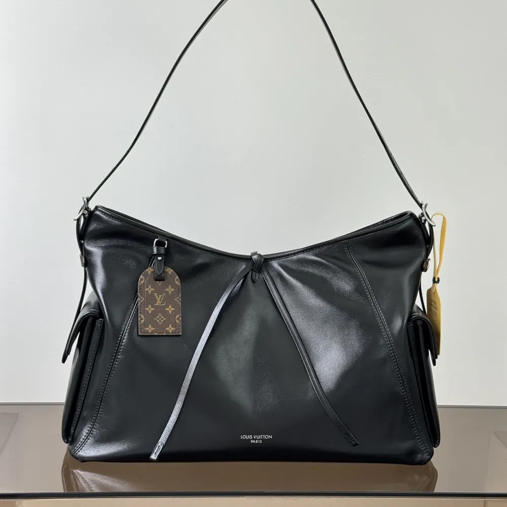 Leather-Hobo-Black