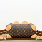 Monogram-Steamer-Top-Handle