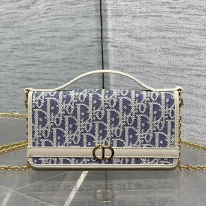 Oblique-East-West-Pouch-Blue