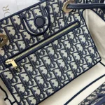Oblique-Shopping-Tote-Blue