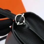 Roulis-Black