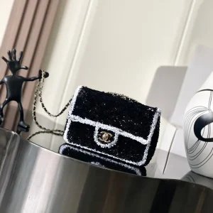 Sequin-Flap-Black-White