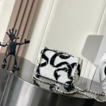 Sequin-Flap-White-Black